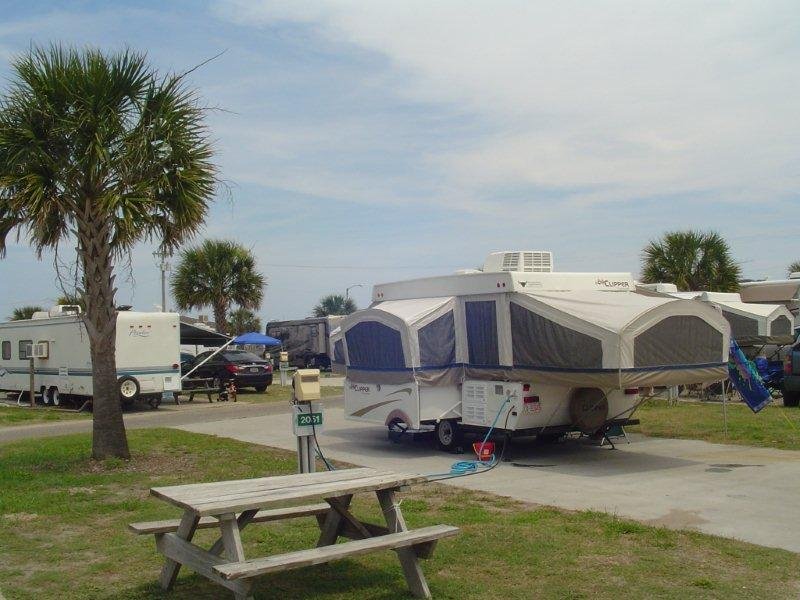 Clipper Motorhome Rental Outside