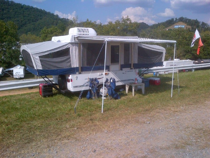 Fleetwood Motorhome Rental Exterior Side View