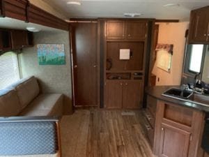 Prowler Lynx 30LX Bunkhouse Photo