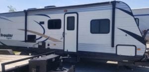 Prowler Lynx 30LX Bunkhouse Photo